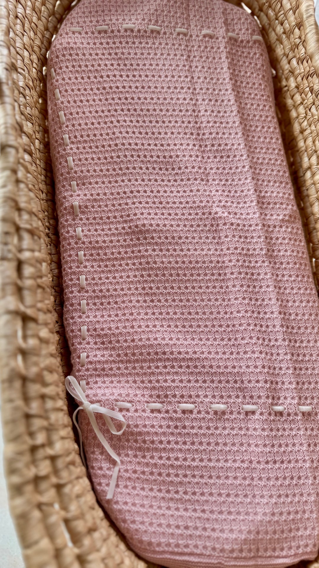 Coperta con ricamo e fiocco in velluto Mac Ilusion