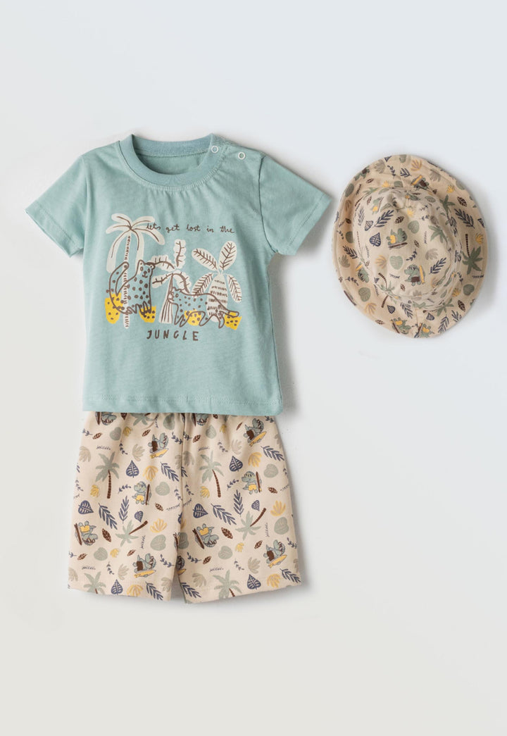 Completo maglietta a maniche corte, pantaloncino in tessuto e cappellino baby maschio