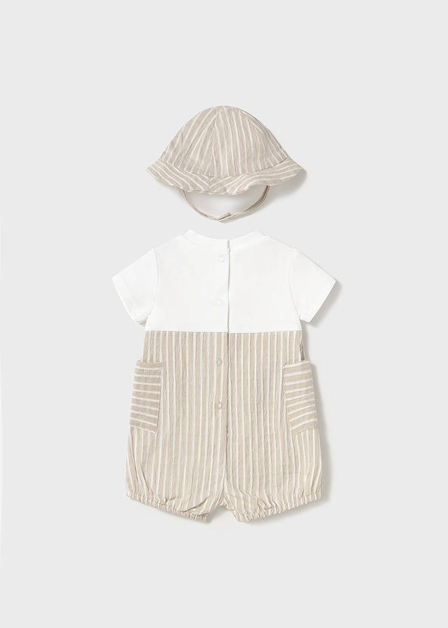 Pagliaccetto finta salopette con cappello a righe neonato