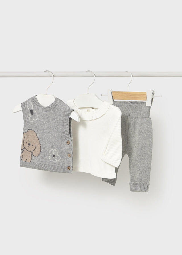 Completo con gilet neonata Mayoral