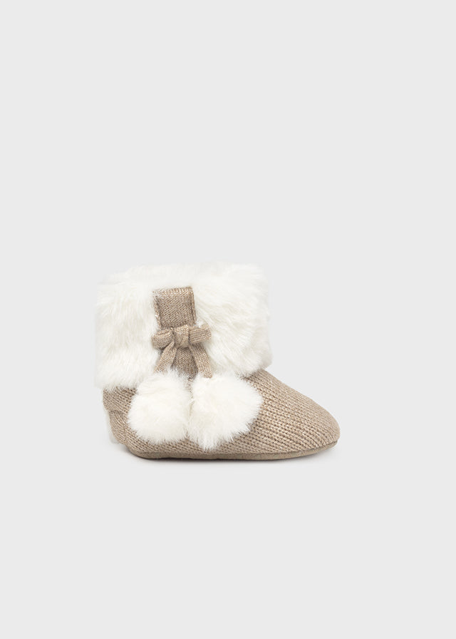 Scarpe in maglia neonata Mayoral