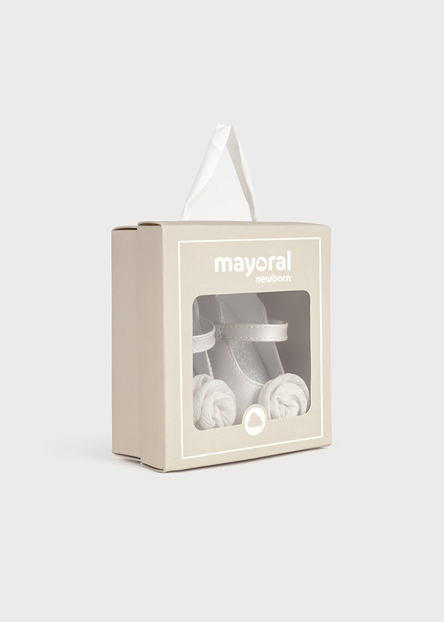 Scarpe neonata Mayoral