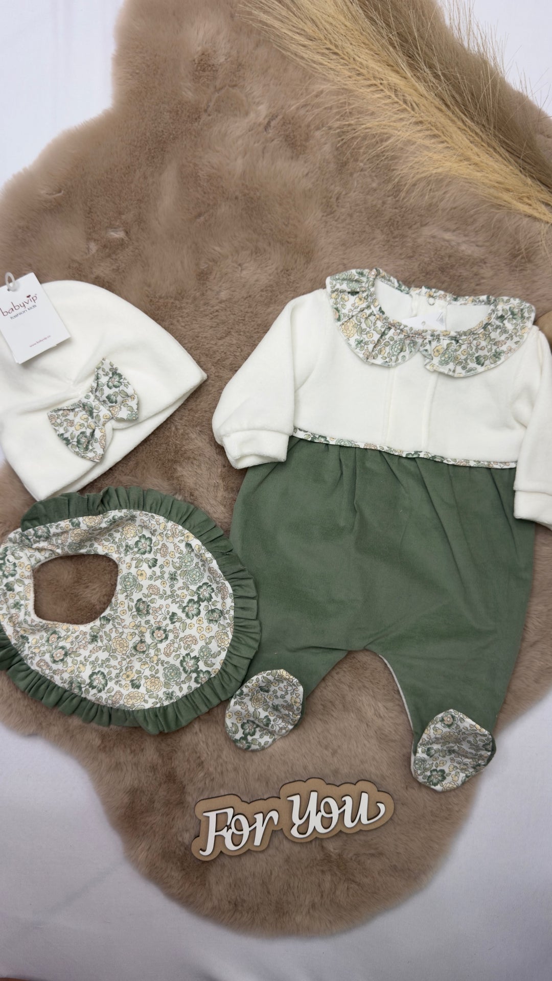 Tutina intera con colletto floreale neonata Baby Vip