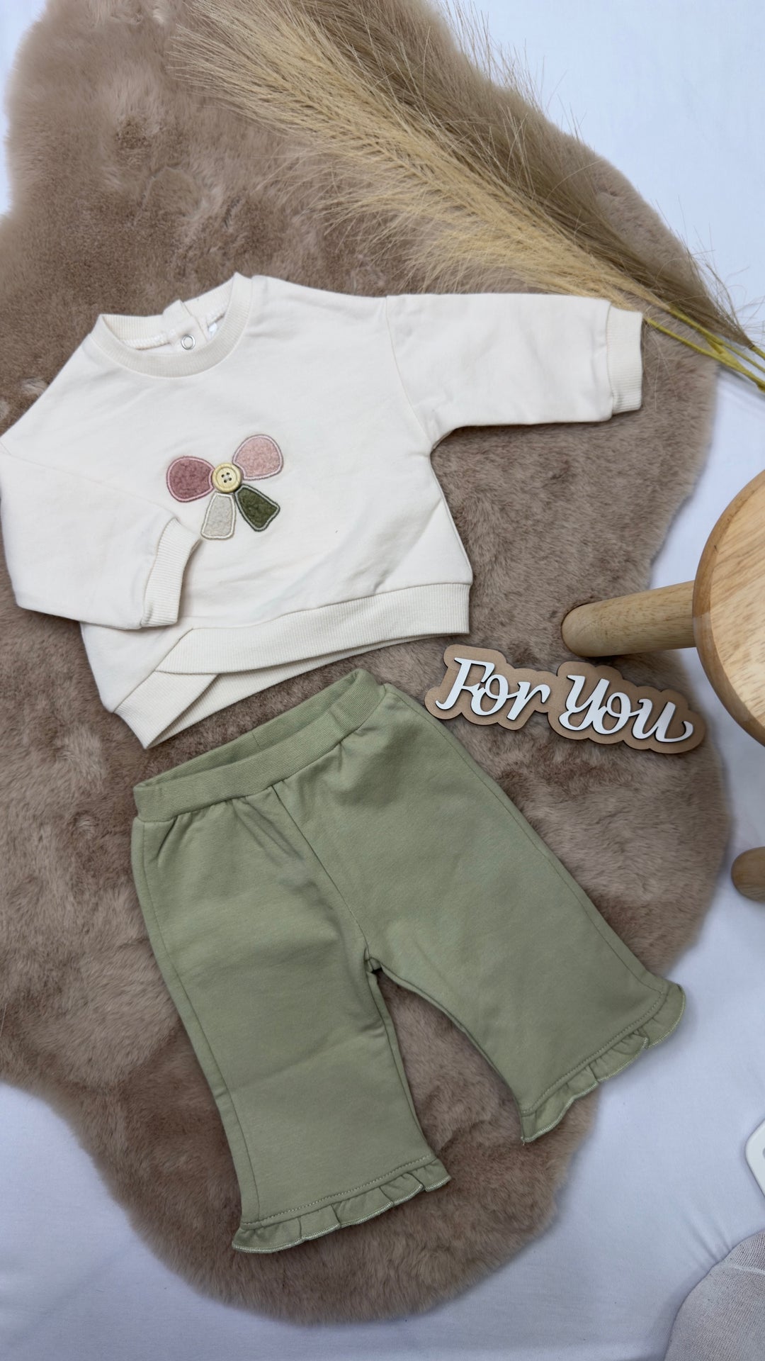 Completo leggings con felpa neonata Mayoral