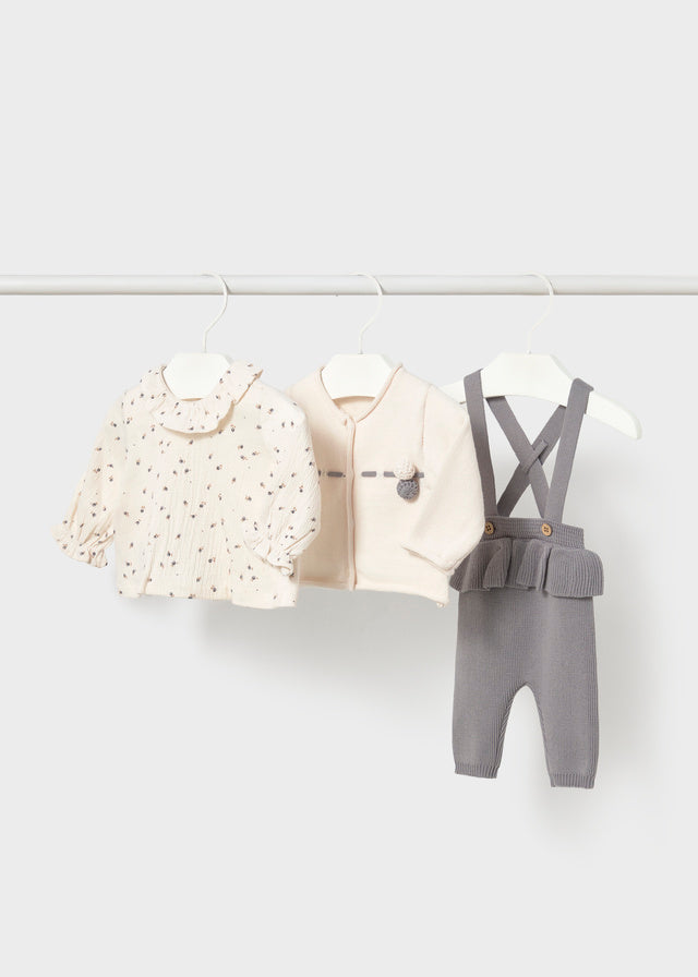 Completo tre pezzi in tricot neonata Mayoral