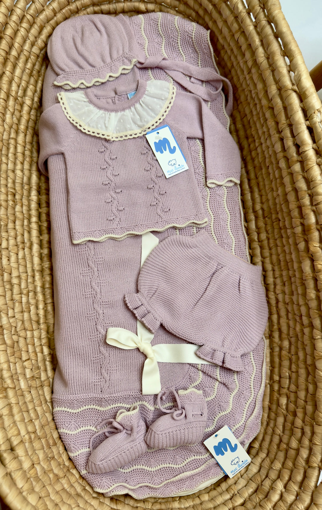 Completo quattro pezzi in tricot con colletto neonata Mac Ilusion