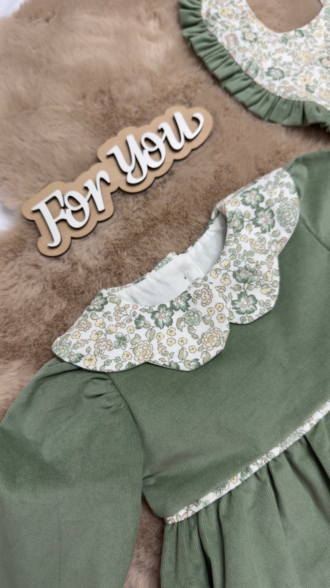 Vestito con colletto ricamato neonata Baby vip