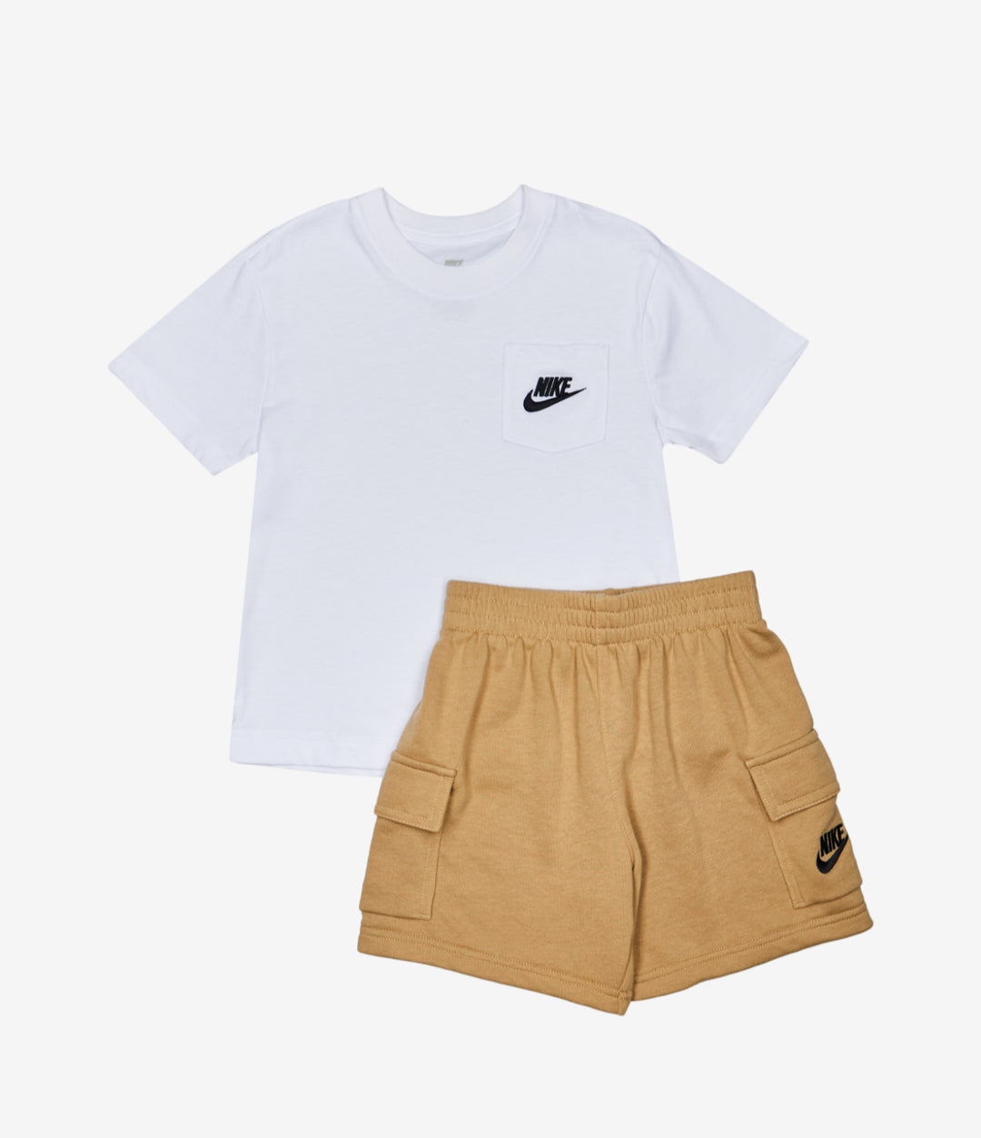 Completo maglietta a maniche corte con taschina e pantaloncino cargo bambino