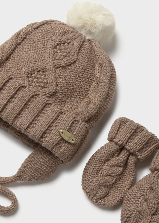 Completo cappello e guanti in tricot neonato Mayoral