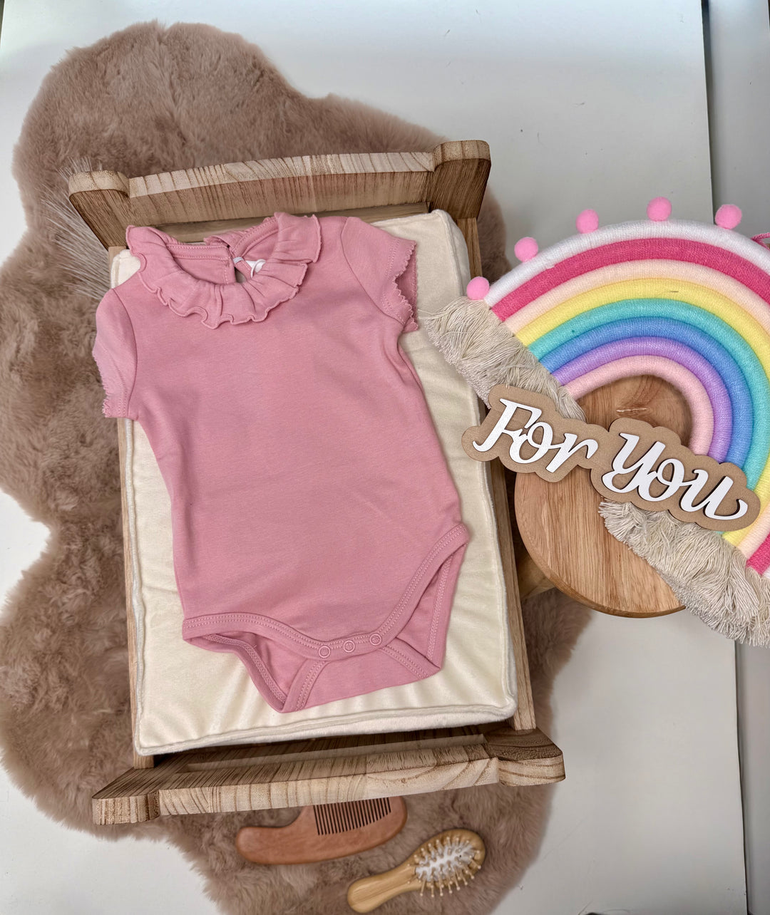Completo body e pantaloncino neonata Mayoral