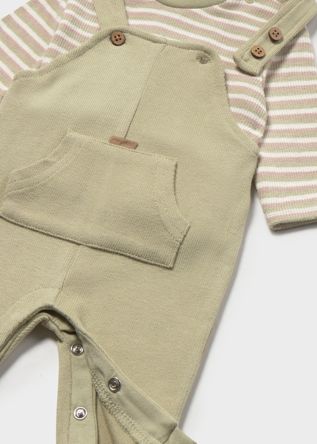 Completo due pezzi salopette e maglia a righe neonato Mayoral