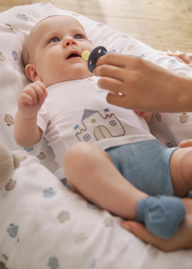 Completo maglietta e pantaloncino neonato Mayoral