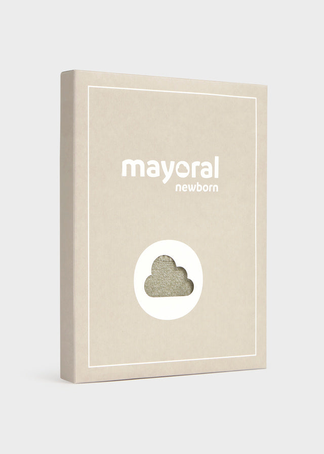 Completo due pezzi salopette e maglia in tricot neonato Mayoral