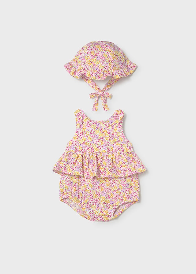 Pagliaccetto floreale con cappello neonata Mayoral
