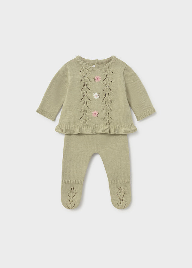 Completo con ghettina ricamato neonata Mayoral