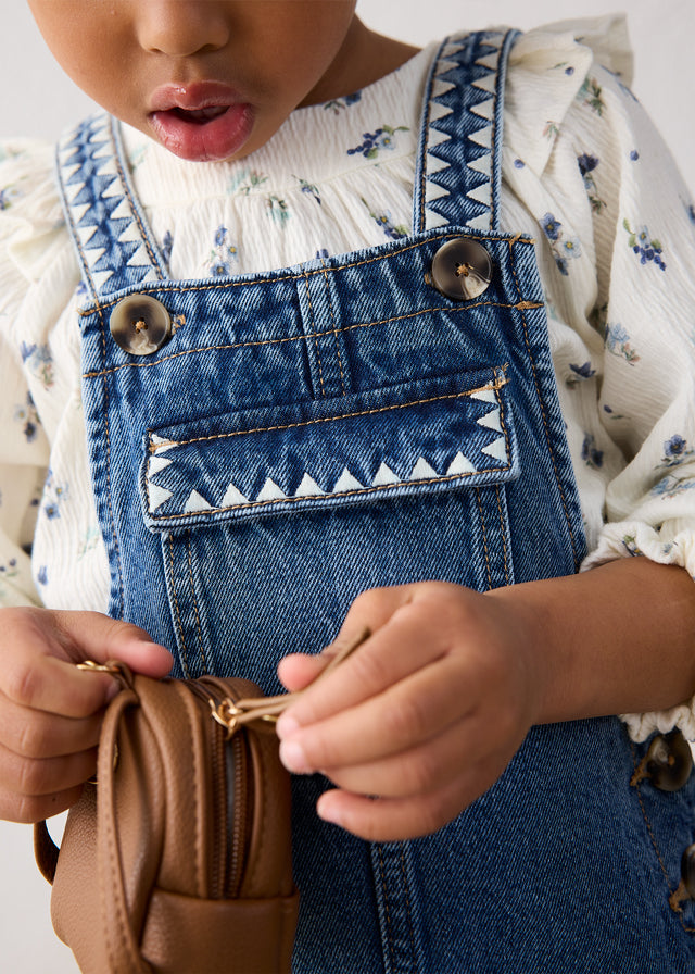 Salopette in jeans ricamata bambina Mayoral