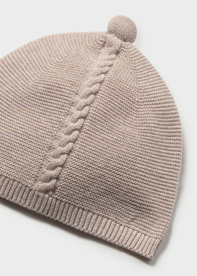 Completo tre pezzi in tricot con cappello neonato Mayoral